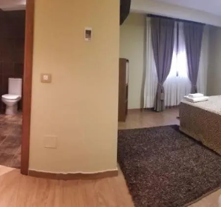 Hotel Trastamara Piedralaves