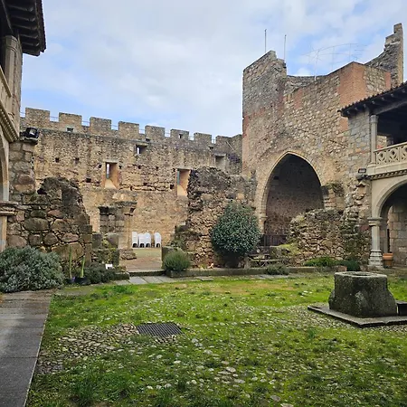 Trastamara 2* Piedralaves