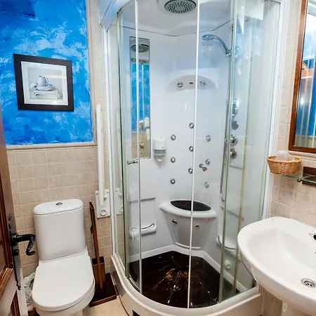 Hotel Trastamara 2*