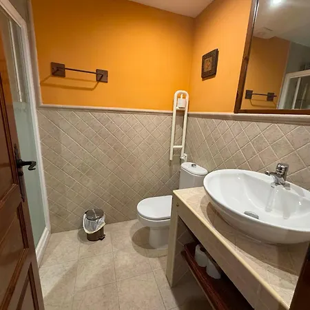 Hotel Trastamara Piedralaves