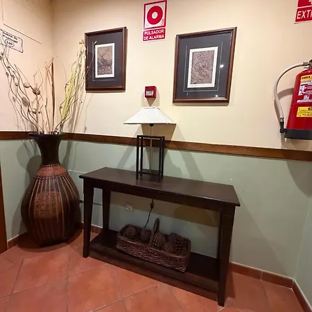 Hotel Trastamara 2*